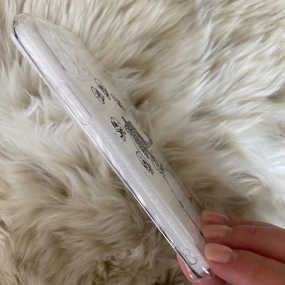 NWT - clear iPhone cases skeleton juggling heads - Picture 6 of 6